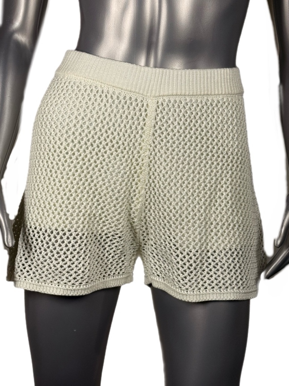 Uncharted Threads | Ivory Knit Lined Women's Shorts Soft - Picture 3 of 13